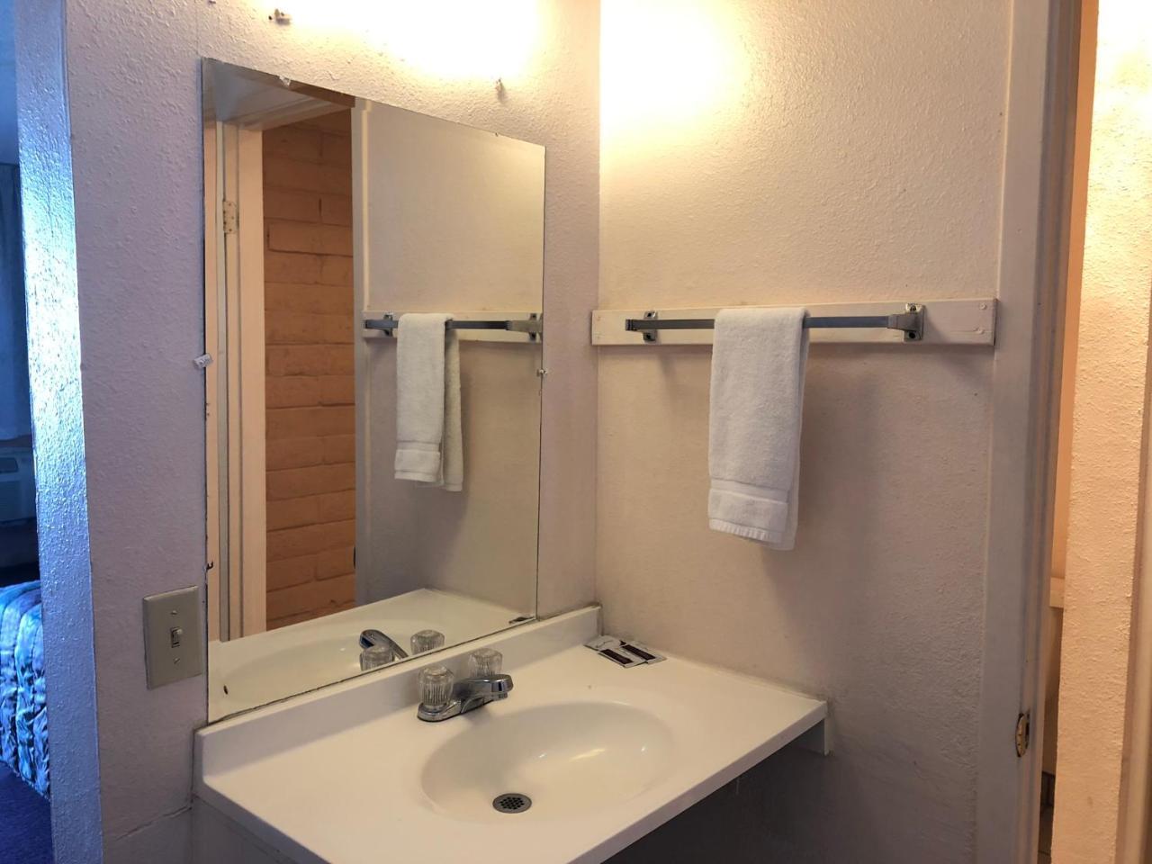 Deluxe Inn Motel Sparks Εξωτερικό φωτογραφία